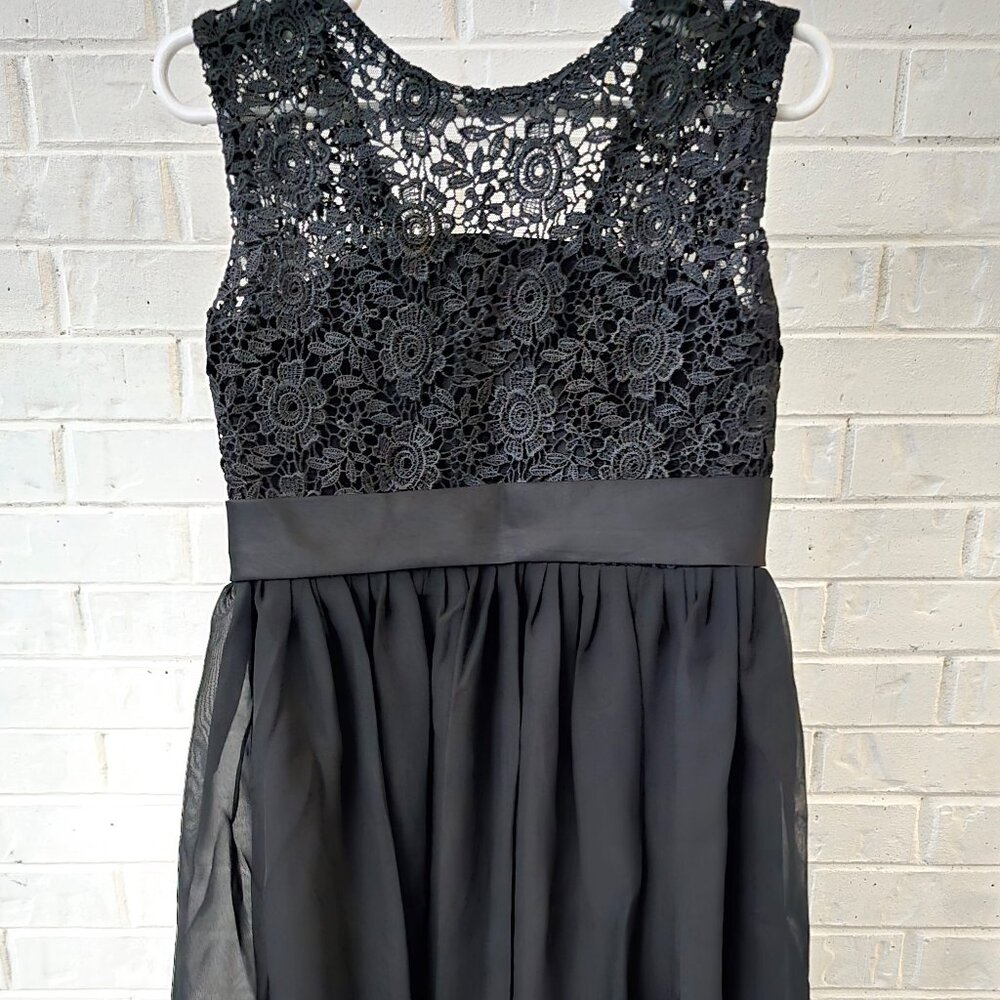 Little Girls Black Formal Wear / Flower Girl Dress Size 4/5